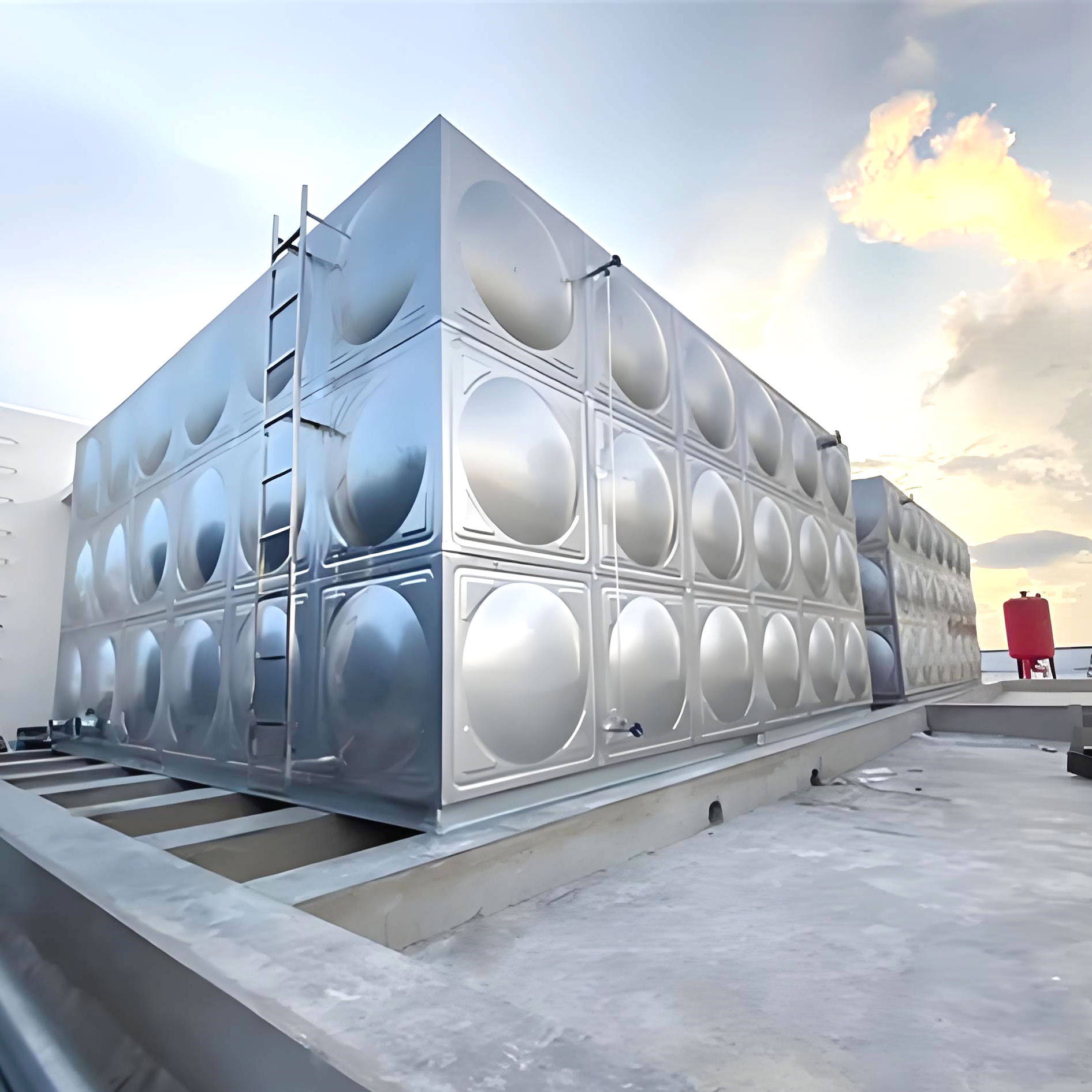 Public facility water storage