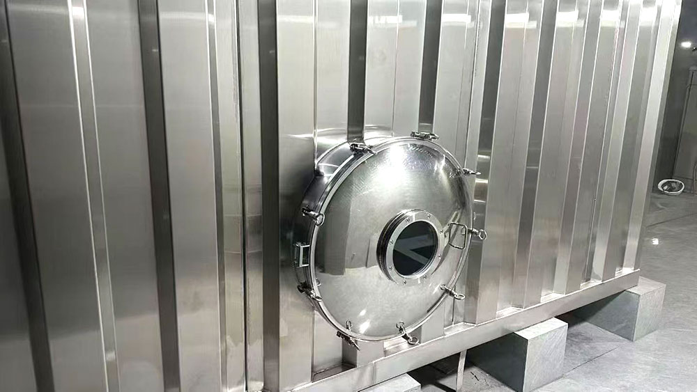 Water outlet of stainless steel ribbed water tank.
