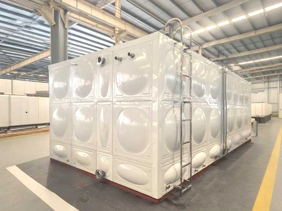 Insulated Water Storage Tanks