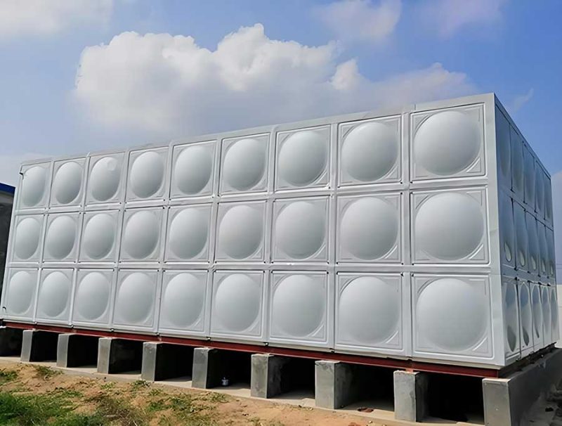Modular Insulated Water Tank Panels