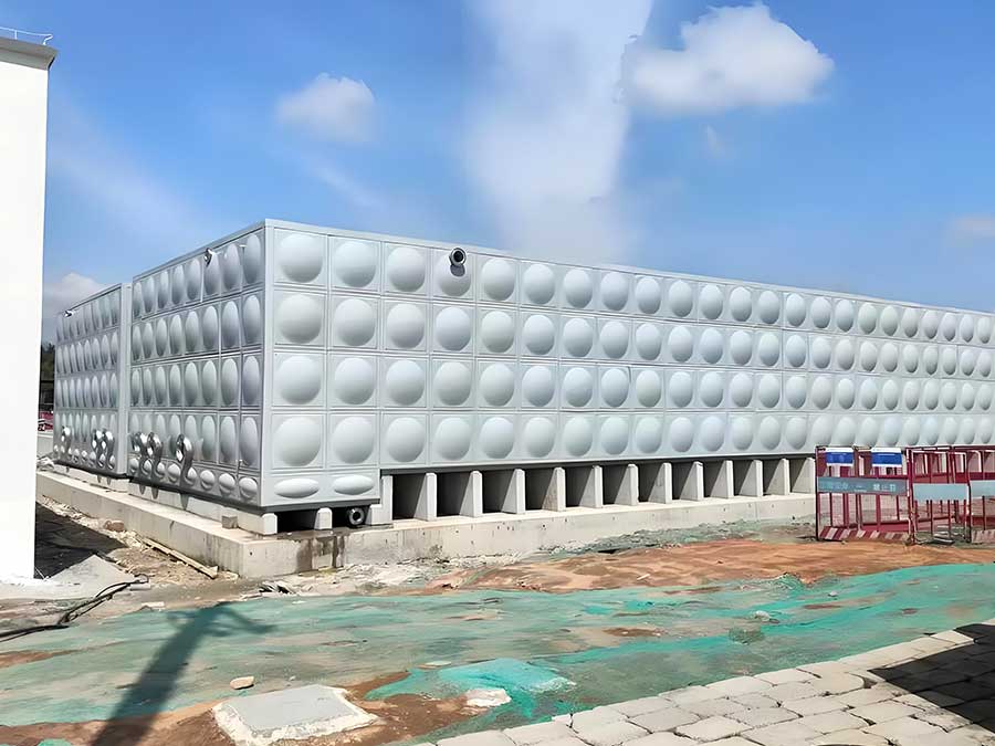 Insulated GRP Sectional Panel Water Tank