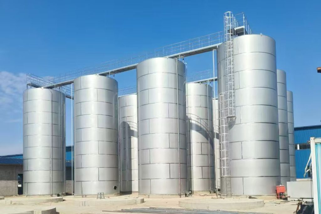 custom non-standard stainless steel storage tanks