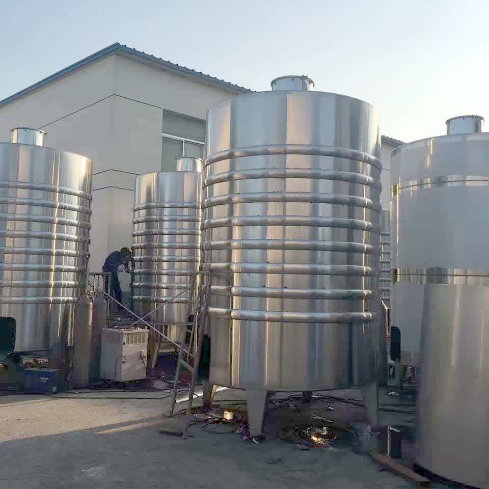 stainless steel storage tanks for food, beverage and dairy
