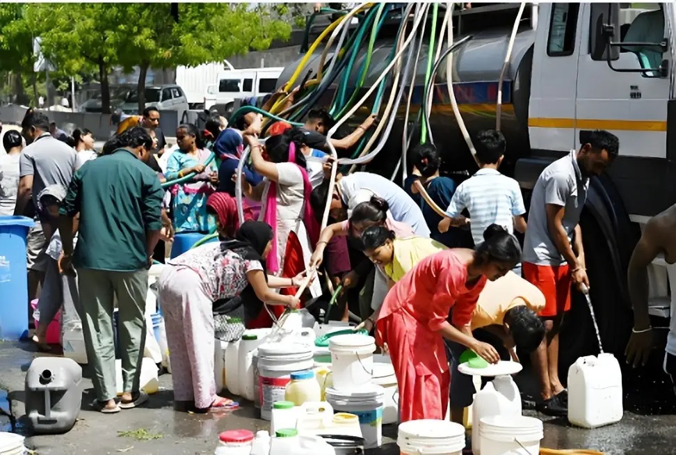 Extreme Heat Strains India's Water Infrastructure