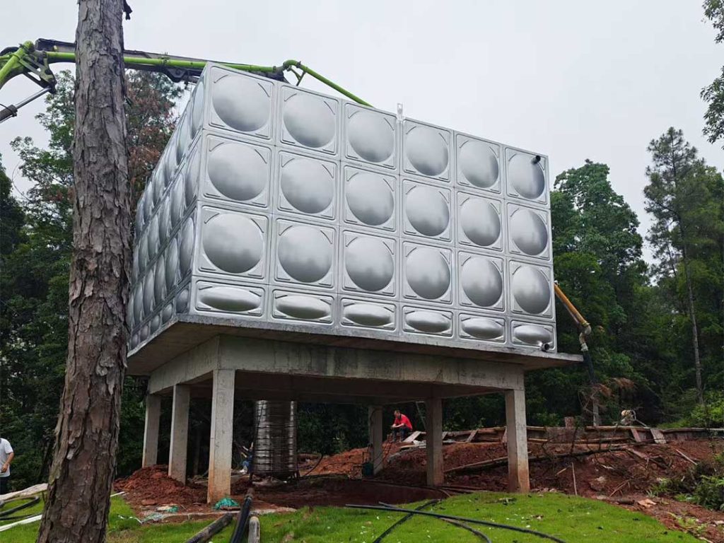 SUS304 Stainless Steel Water Tank for Southeast Asia Resort Integrated Water Supply Project