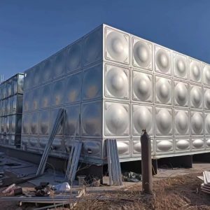 Modular water tank for stable factory production water supply and processing systems Modular water tank for stable factory production water supply and processing systems