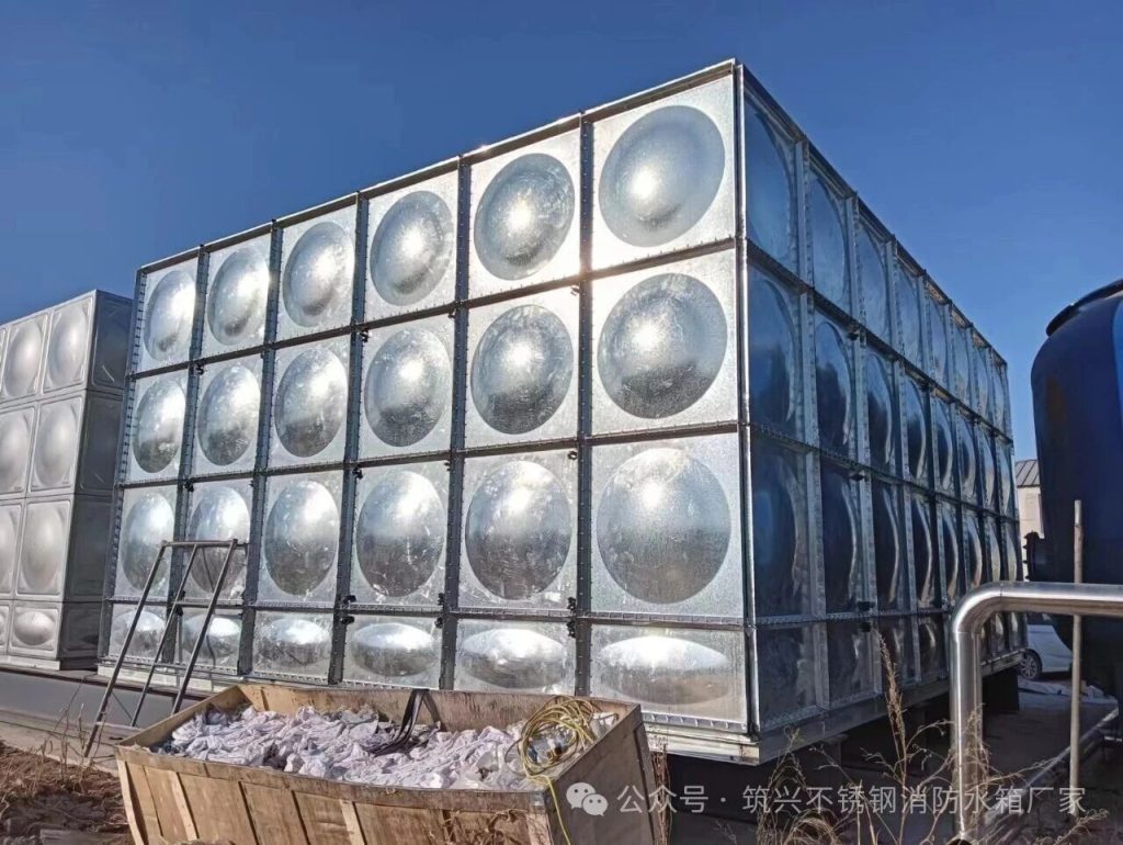 Modular assembly structure of Q235 industrial circulating water tank showing steel panel connection details.