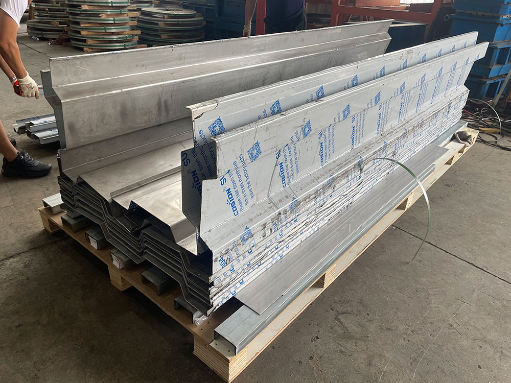 Ribbed Stainless Steel Modular Water Tank Material Packing