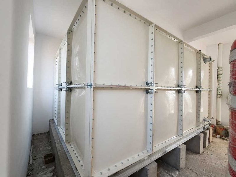 GRP Water Tank for Pump Rooms and Equipment Rooms GRP Water Tank for Pump Rooms and Equipment Rooms