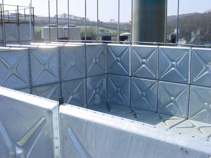 Hot-Dip Galvanized Modular Sectional Water Tank Installation Site