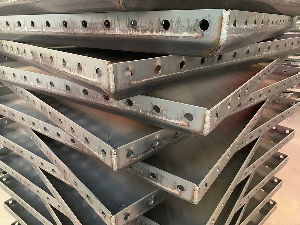 HDG Water Tank with X-Shaped Reinforcement Ribs