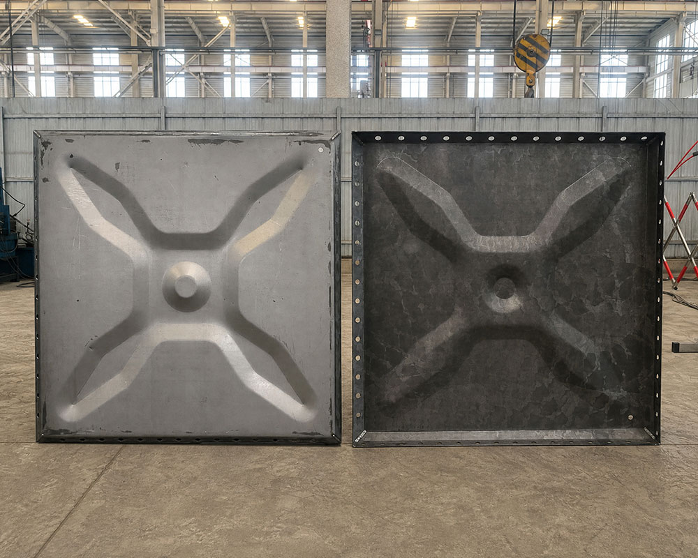 1220 × 1220 mm (4ft × 4ft) HDG Fire Water Tanks